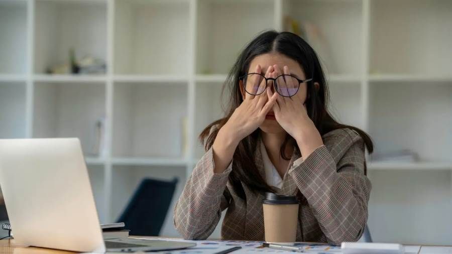 أخطاء يومية وراء شعورك الدائم بالتعب والإرهاق