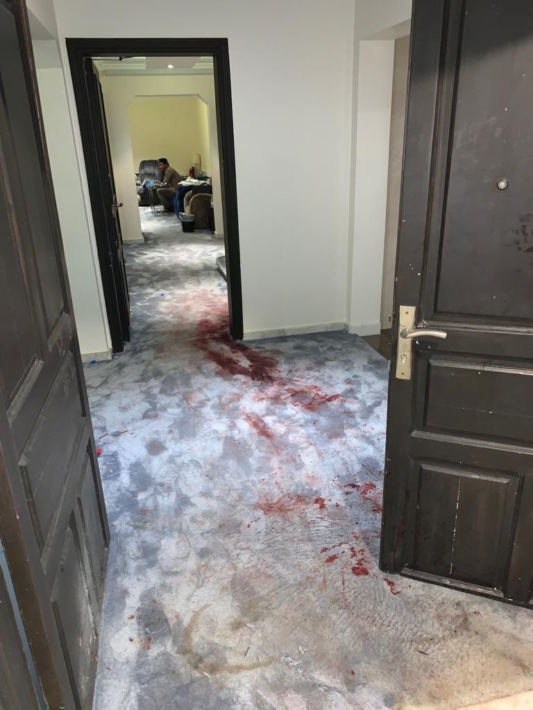 أول لقاء بين الوالدين المفجوعين.. مشعل ممدوح آل علي يعزي والد عبدالعزيز الفغم (فيديو)