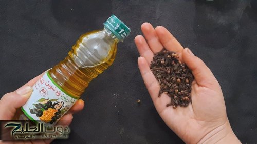 “ممنوع دخول الغير متجوزين”.. ضعي زيت الزيتون على القرنفل بهذه الطريقة كل ليلة قبل النوم وشوفي اللي هيحصل بنفسك .. سر جمال الست المغربية !!