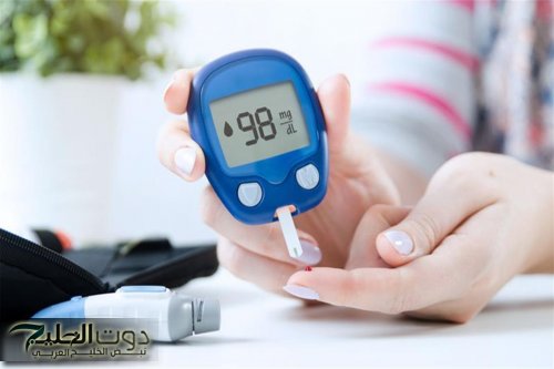 «الداء منه والدواء منه..» عشبة جبلية مذهلة تخفض السكر في الدم! أقوى 70 مرة من إبر الأنسولين!