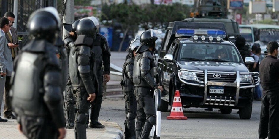 ضبط أحد الأشخاص لإدارته كيان تعليمي "بدون ترخيص" بالقاهرة للنصب والاحتيال على المواطنين