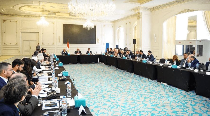 مشاورات مع مجموعة البنك الدولي لدراسة آلية تمويل وضمان البنية التحتية في مصر
