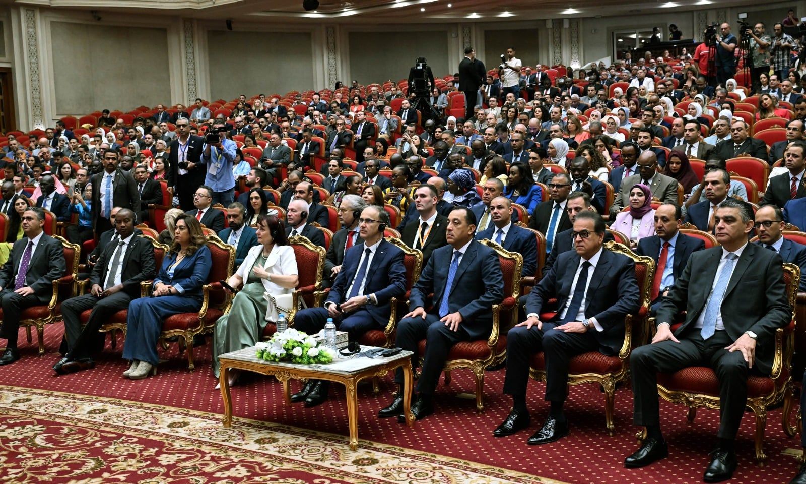 بالإنابة عن السيد الرئيس..رئيس الوزراء يفتتح فعاليات النسخة الخامسة من المعرض والمؤتمر الطبى الأفريقى