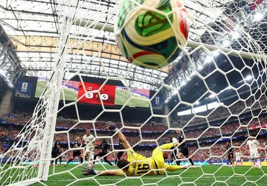 هدف المغرب الأول فى شباك كندا