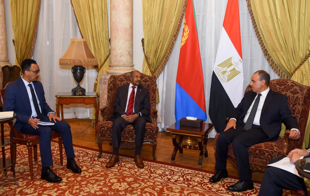 وزير الخارجية يستقبل نظيره الإريتري لتعزيز الشراكة الاستراتيجية وتنسيق المواقف إزاء القضايا الإقليمية