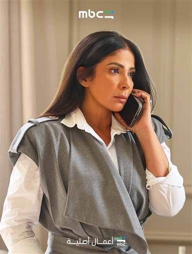 "طالع نازل" يعيد منى زكي للدراما التليفزيونية بعد غياب 3 سنوات