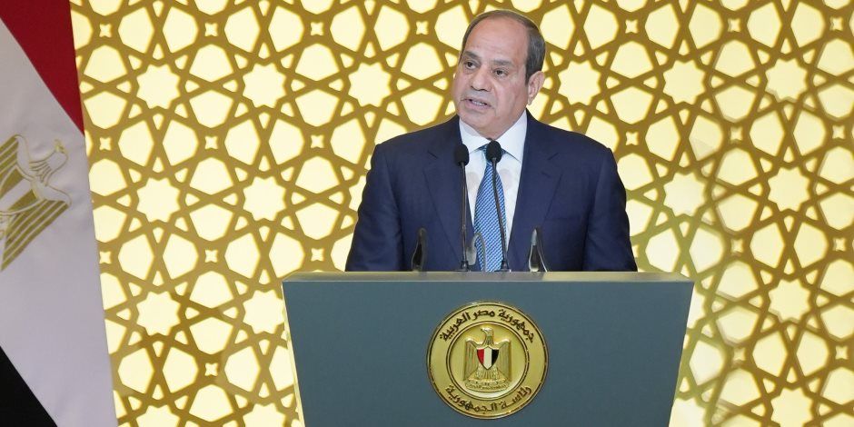 الرئيس السيسى يؤكد لرئيس أوكرانيا استعداد مصر لتقديم الدعم لجهود تسوية الحرب الروسية الأوكرانية سياسيًا