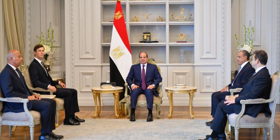 الرئيس السيسي يستقبل جاريد كوشنر بمدينة العلمين