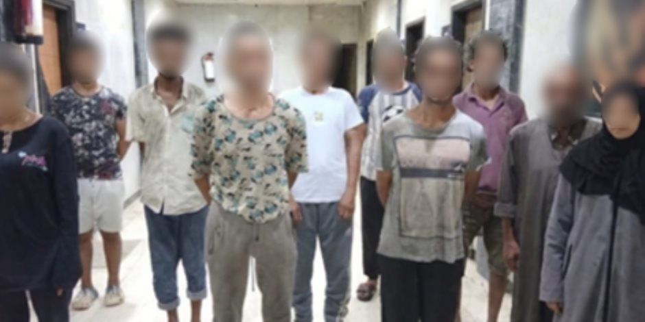 ضبط (9) أشخاص لاستغلال (10) أطفال في أعمال التسول وبيع السلع بالقاهرة