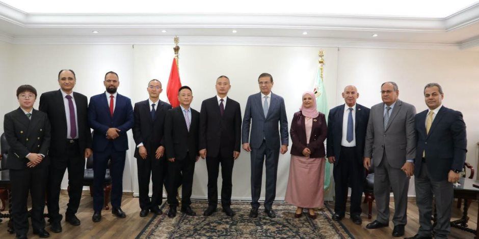 وزير الزراعة يستقبل وفداً من هيئة "إيكاما" الصينية لبحث توطين صناعة المبيدات ونقل التكنولوجيا الحديثة