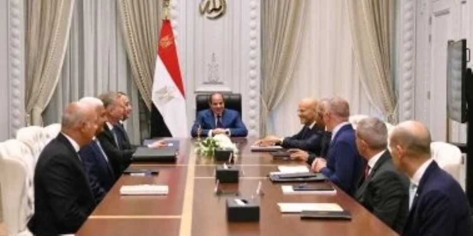 الرئيس التنفيذى لإينى الإيطالية: استثمارات الشركة فى مصر بلغ 8.5 مليار دولار