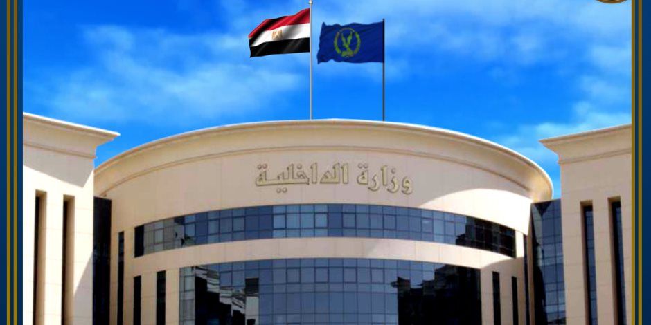 وزارة الداخلية تواصل حملاتها المرورية بكافة الطرق والمحـاور