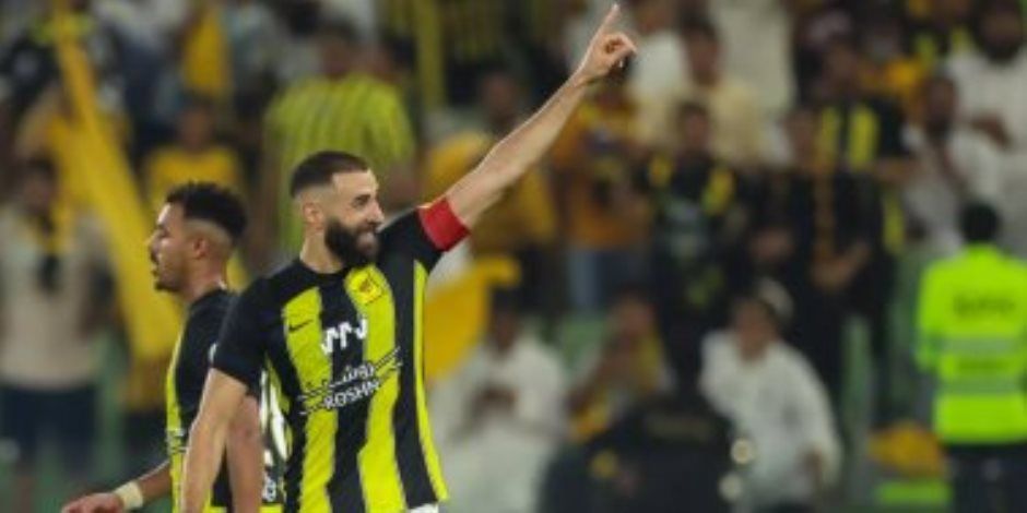 الهلال السعودي يفسخ عقده مع كريم بنزيما بالتراضى