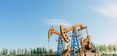 النفط يرتفع بأكثر من 2%