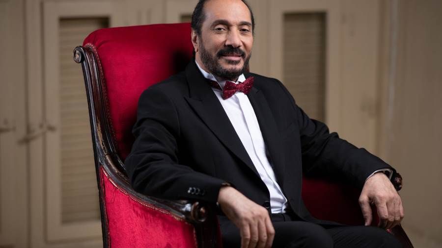 علي الحجار يعود لـ" مهرجان الموسيقى العربية" بعد استجابة "الأوبرا" تراجع الفنان المصري علي الحجار عن اعتذاره عن عدم المشاركة في فعاليات الدورة الـ34 من مهرجان الموسيقى العربية إقرأ المزيد