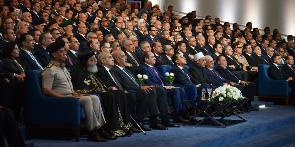 فخامة الرئيس السيسي للمصريين: وعيكم وصمودكم وتماسككم الحصن المنيع لمواجهة محاولات هدم الدولة