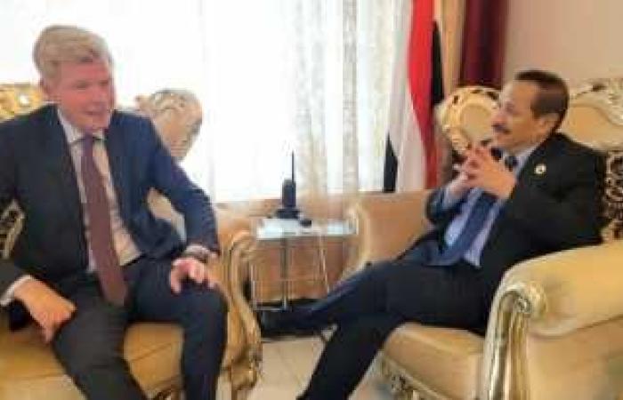 أخبار اليمن شرف يلتقي المبعوث الأممي إلى اليمن