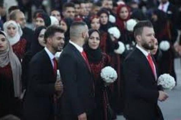 الرئاسة ومنظمة التحرير تنظمان عرساً جماعياً ل 400 عريس وعروس من المخيمات الفلسطينية بلبنان